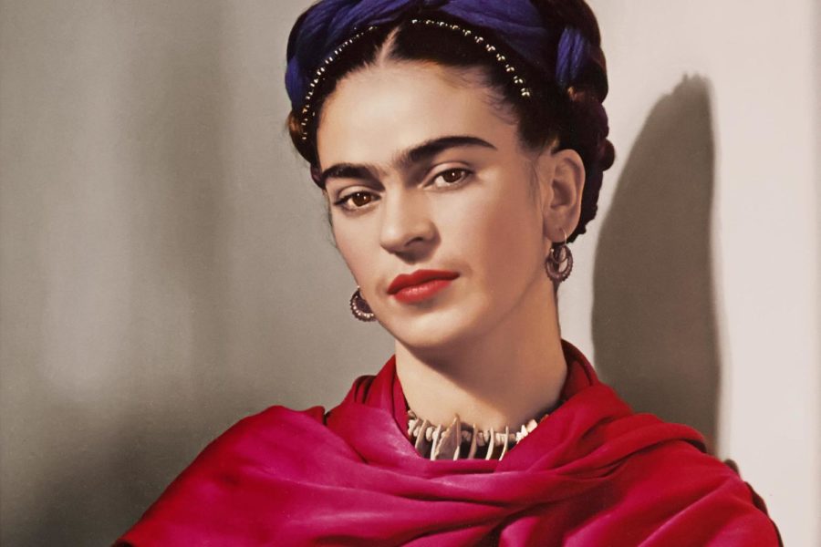 Self+Portraits+through+the+lens+of+Frida+Kahlo